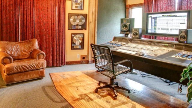 Dark Horse Recording “The Barefoot” Control Room